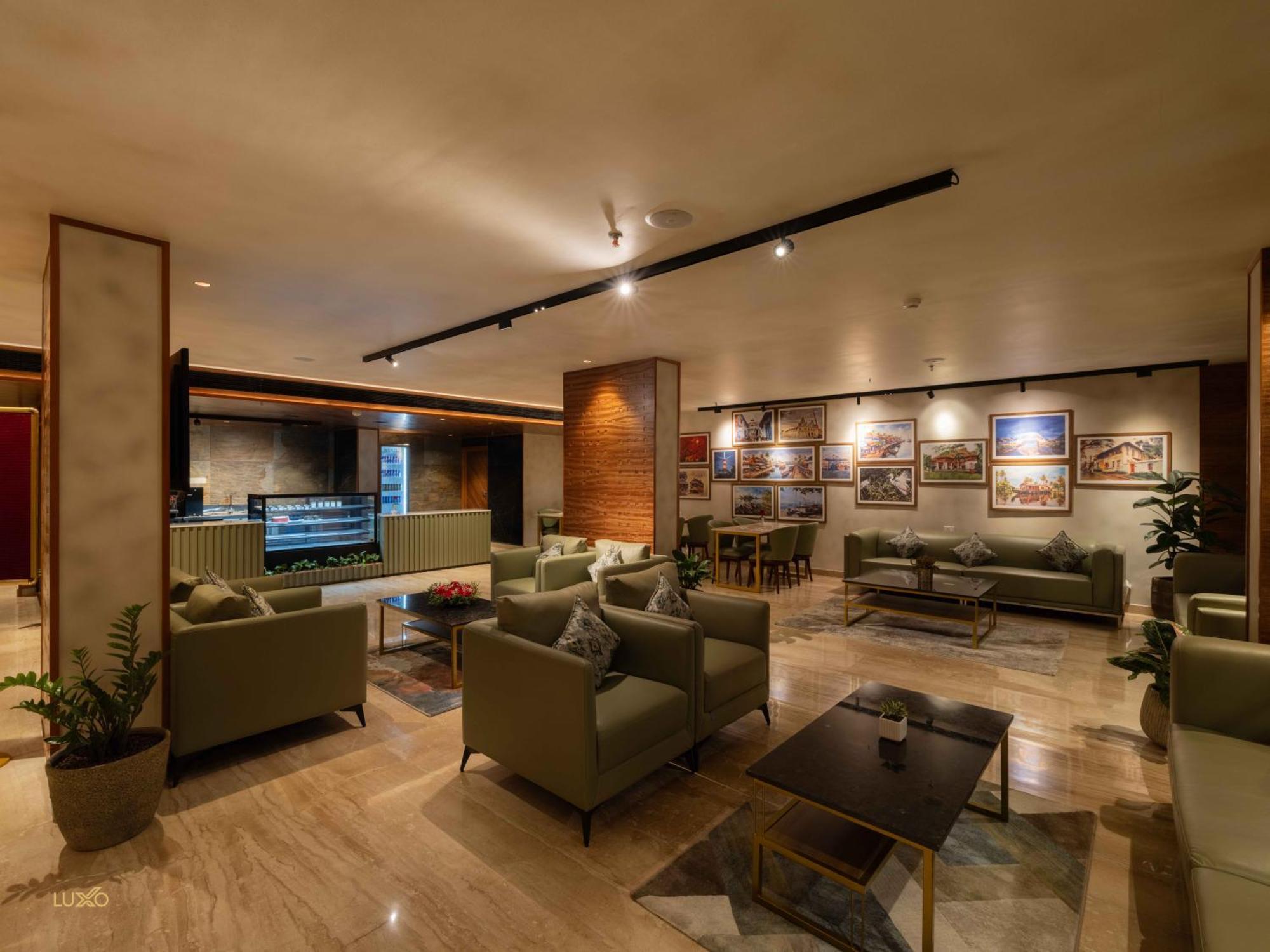 Luxo Kochi Hotel Екстериор снимка